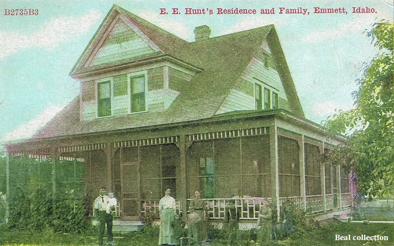 Hunt Residence postcard